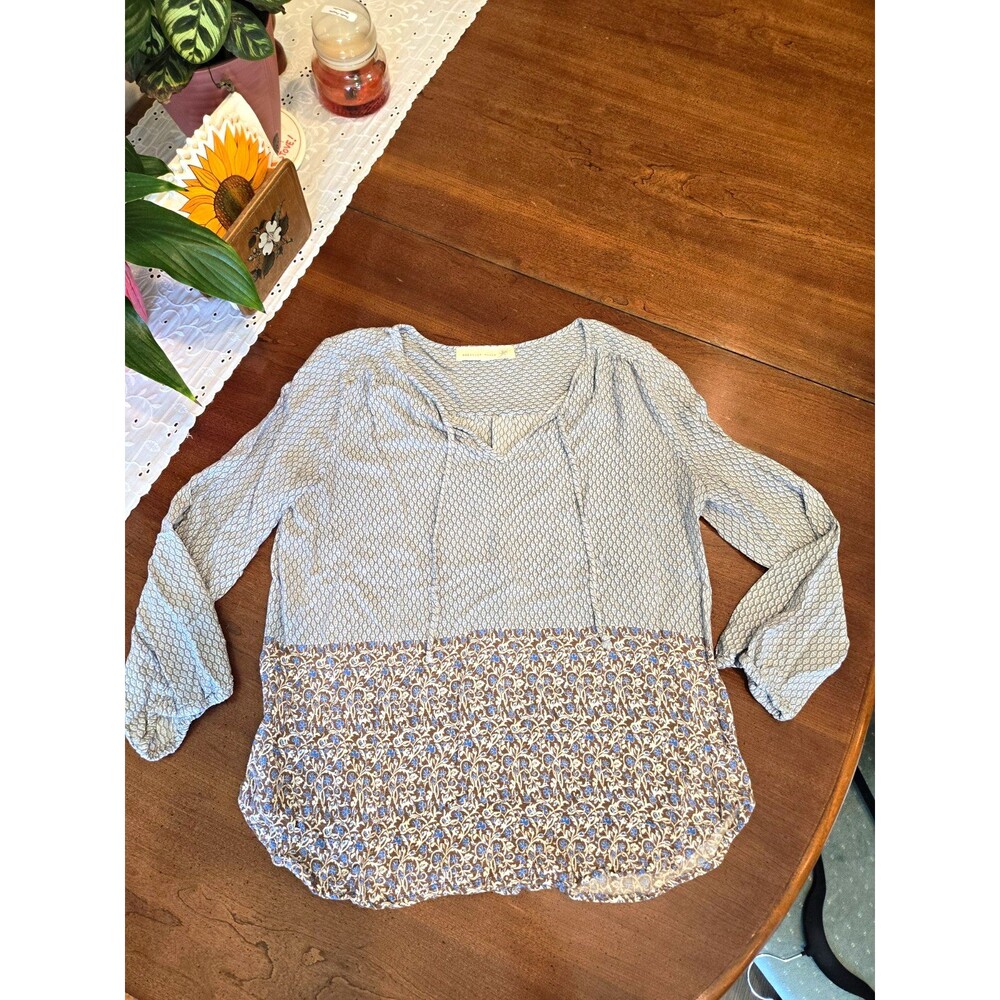 Magnolia South Women's Blue Brown White Geometric V-Neck Pullover Blouse L